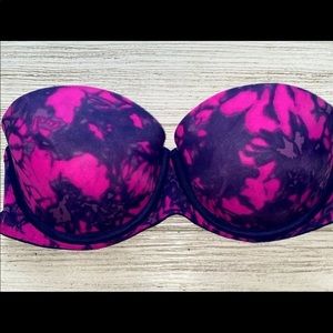 Size 34C Victoria’s Secret PINK push-up bra